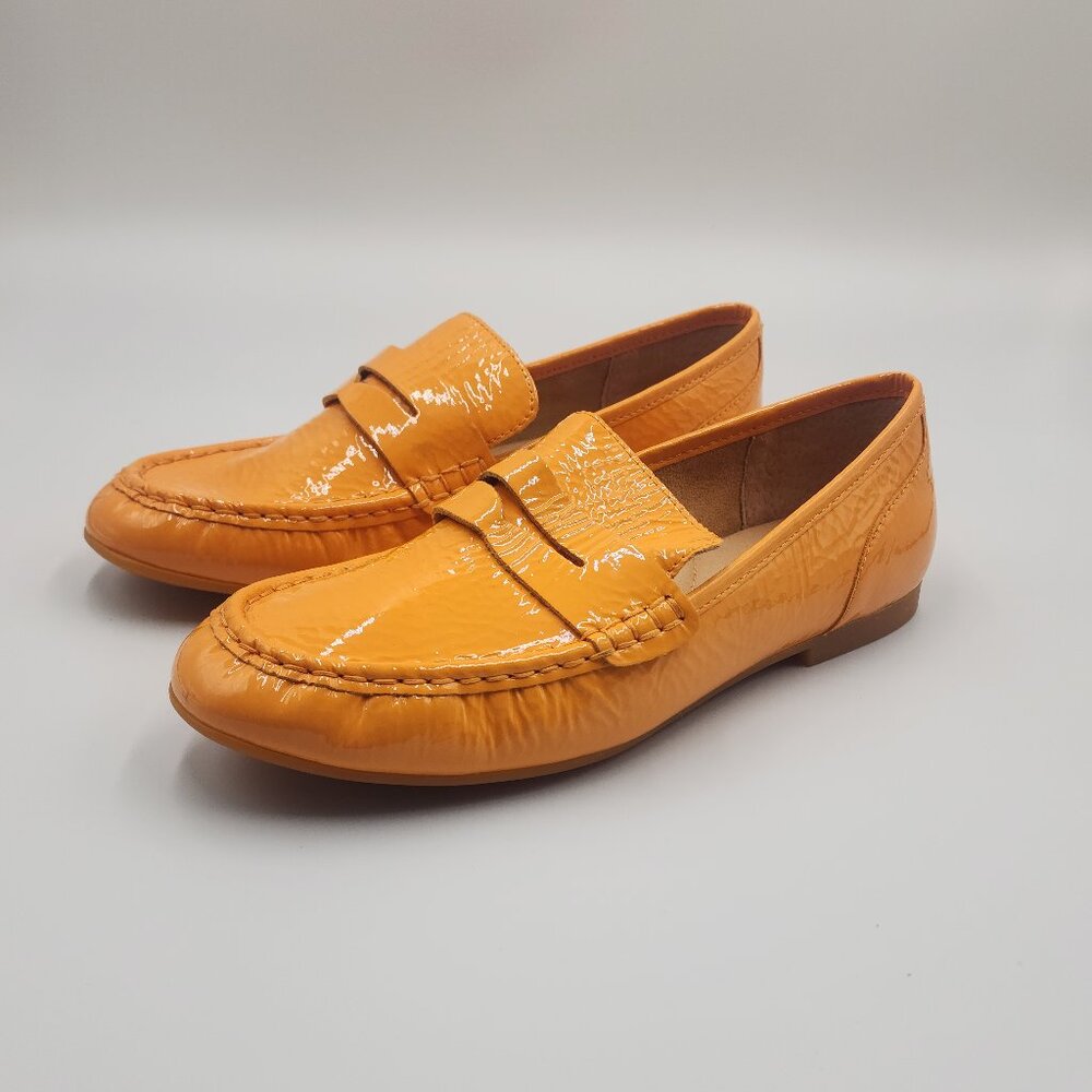 Børn 'Bettie' Orange Women's Patent Leather Loafer New w/o Box